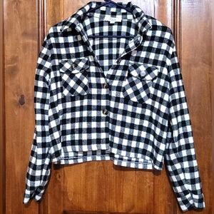 Buffalo Plaid Cropped Lightweight Jacket